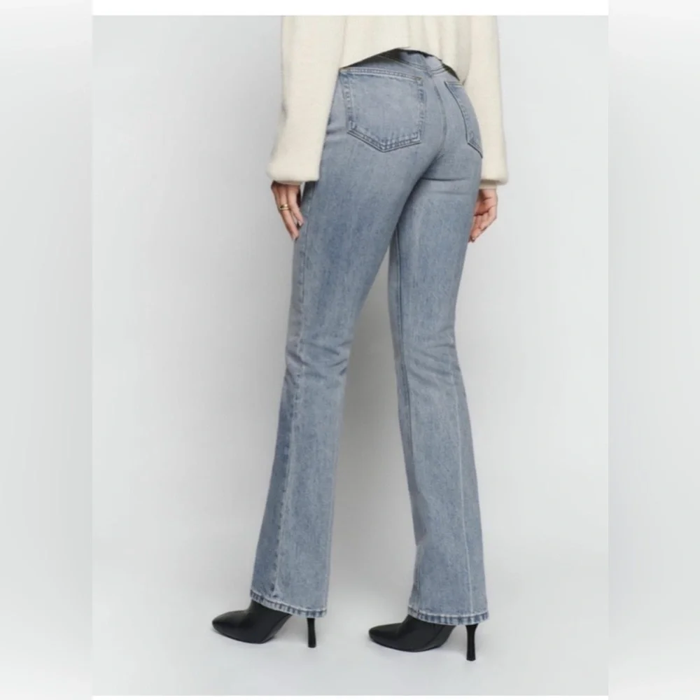 Reformation Peyton high rise bootcut Jean in Malta color size 27 - Picture 3 of 4